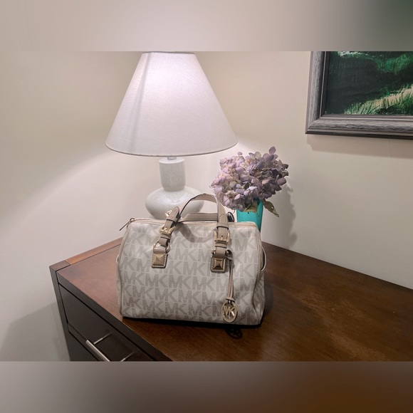 Michael Kors Medium Logo Chain Grayson Beige Satchel Bag - Picture 9 of 9